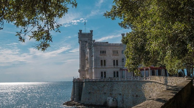 Grad Miramare ali Castello di Miramare